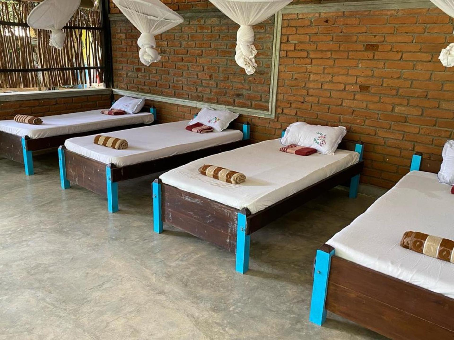 Yala Ying Yang Hostel & Camping Bagian luar foto